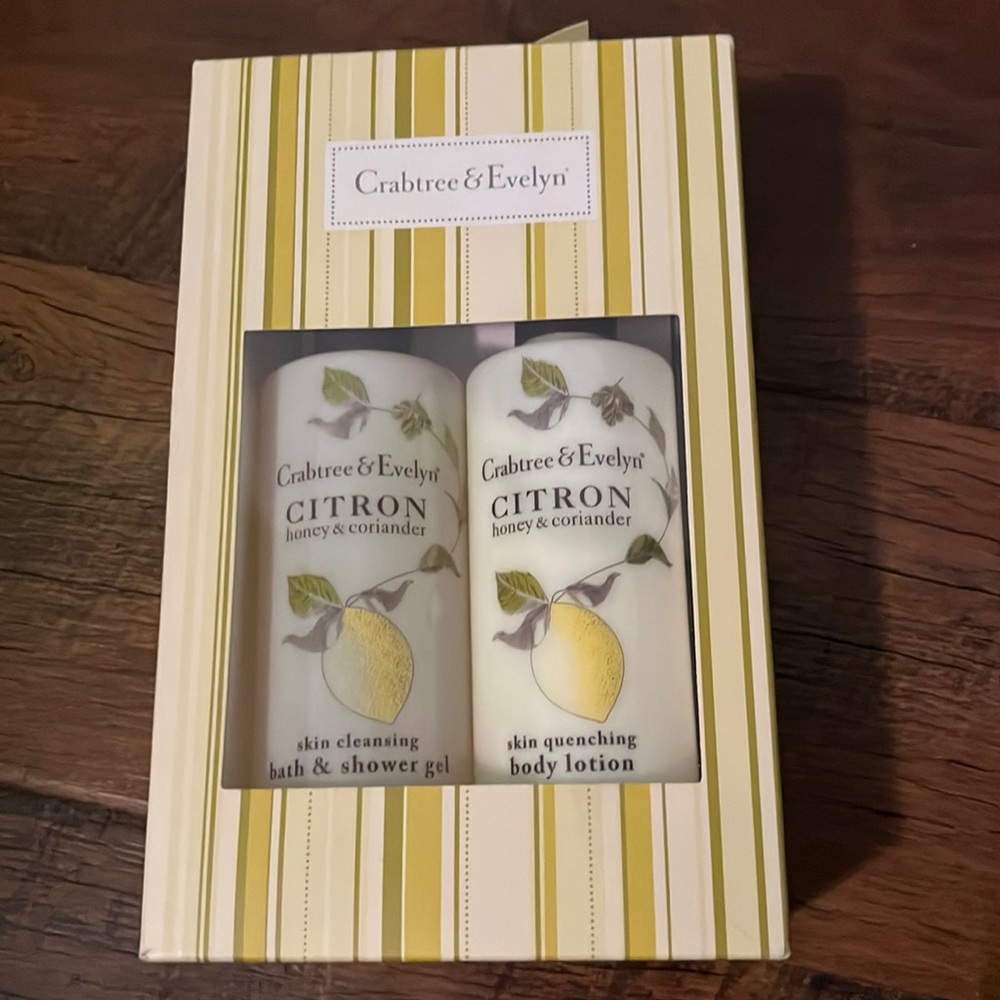 Brand new Crabtree set